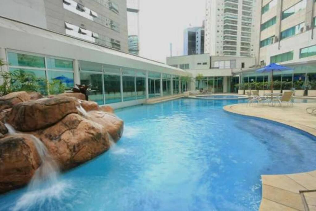 Super Charmosa No Radisson - Olimpia * São Paulo